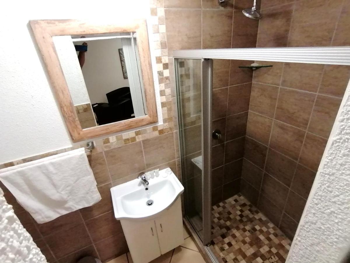 Fourways Bnb Йоханесбург Екстериор снимка