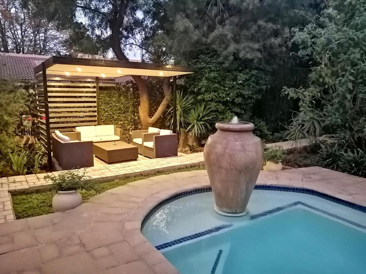 Fourways Bnb Йоханесбург Екстериор снимка
