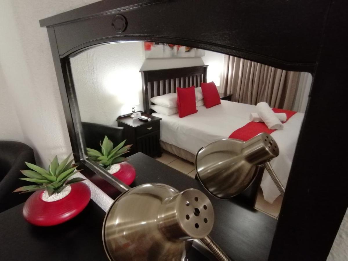 Fourways Bnb Йоханесбург Екстериор снимка